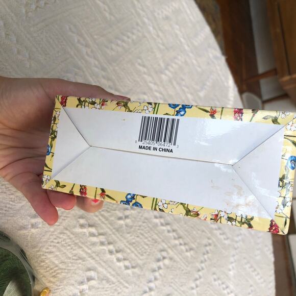 Vintage NOS Hummingbird Resin Coaster Set w/ Holder 3.5″ Birds & Blooms - Picture 6 of 8